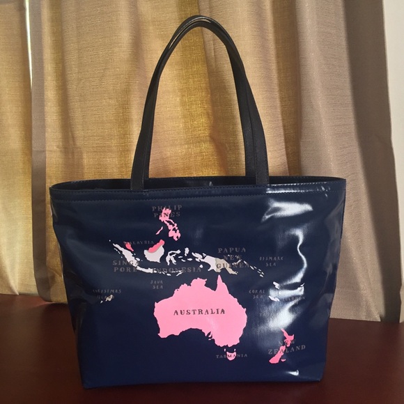 ❣️SOLD❣️Kate Spade Expand Your Horizons Tote - Picture 4 of 8